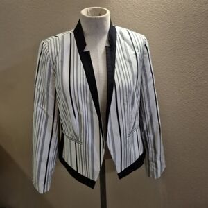 Worthington Black and White Striped Top